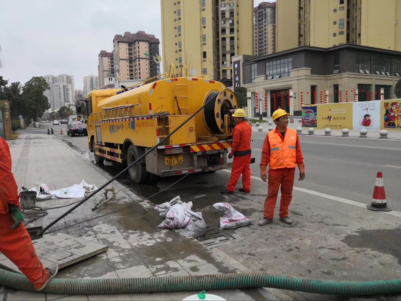 石龙排污管道清淤-管道清洗